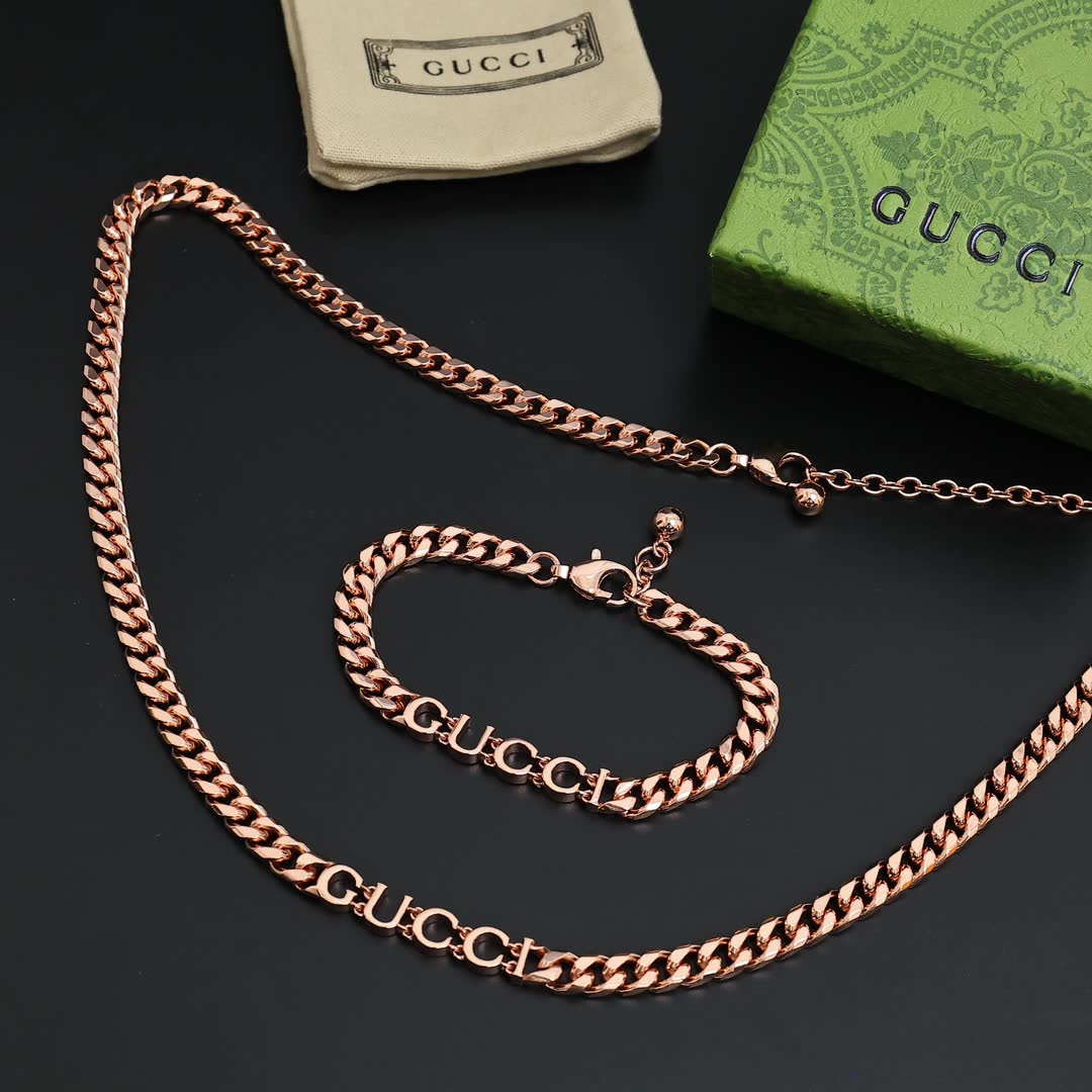 Gucci Rose Gold-Plated Chain Bracelet and Necklace Set