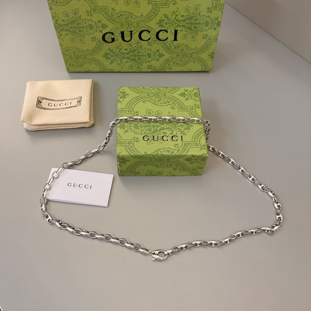 Gucci Silver Chain Necklace