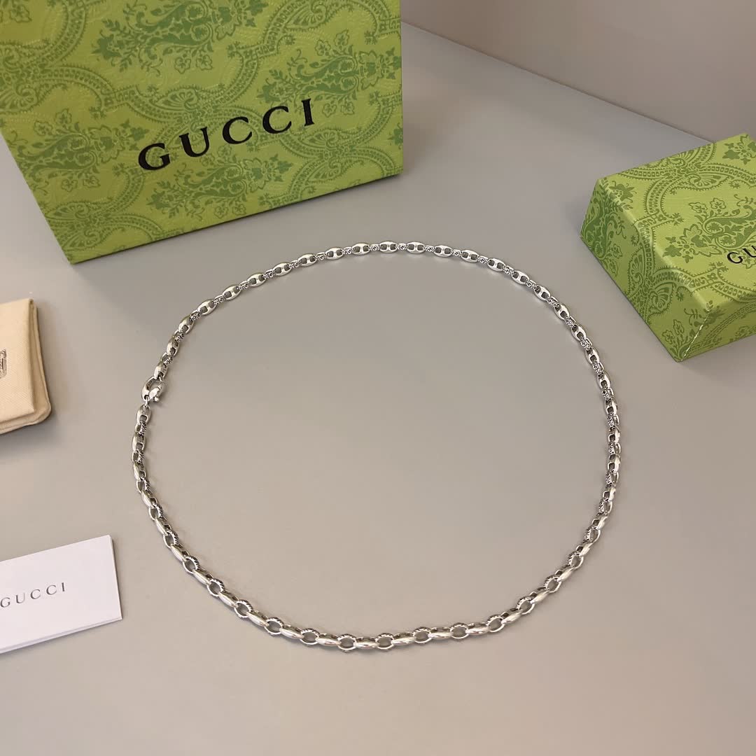 Gucci Silver Chain Necklace