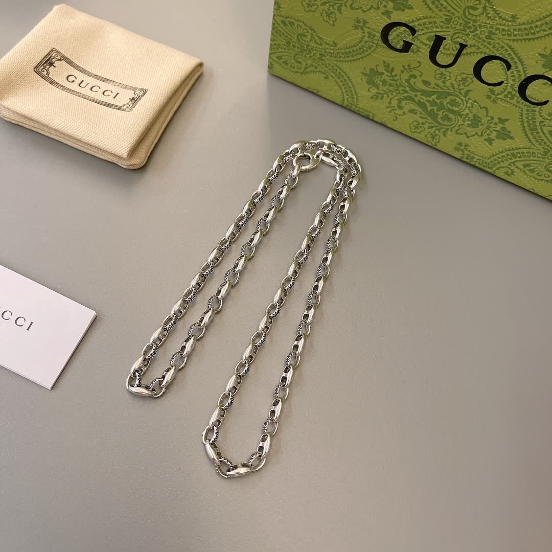 Gucci Silver Chain Necklace