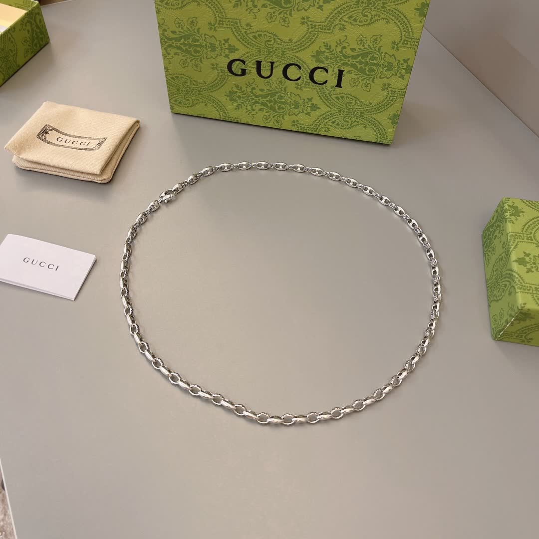 Gucci Silver Chain Necklace