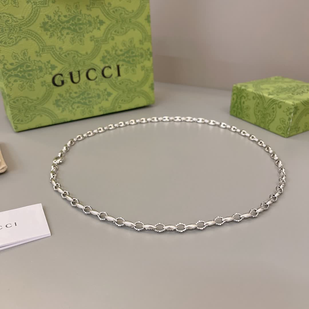 Gucci Silver Chain Necklace