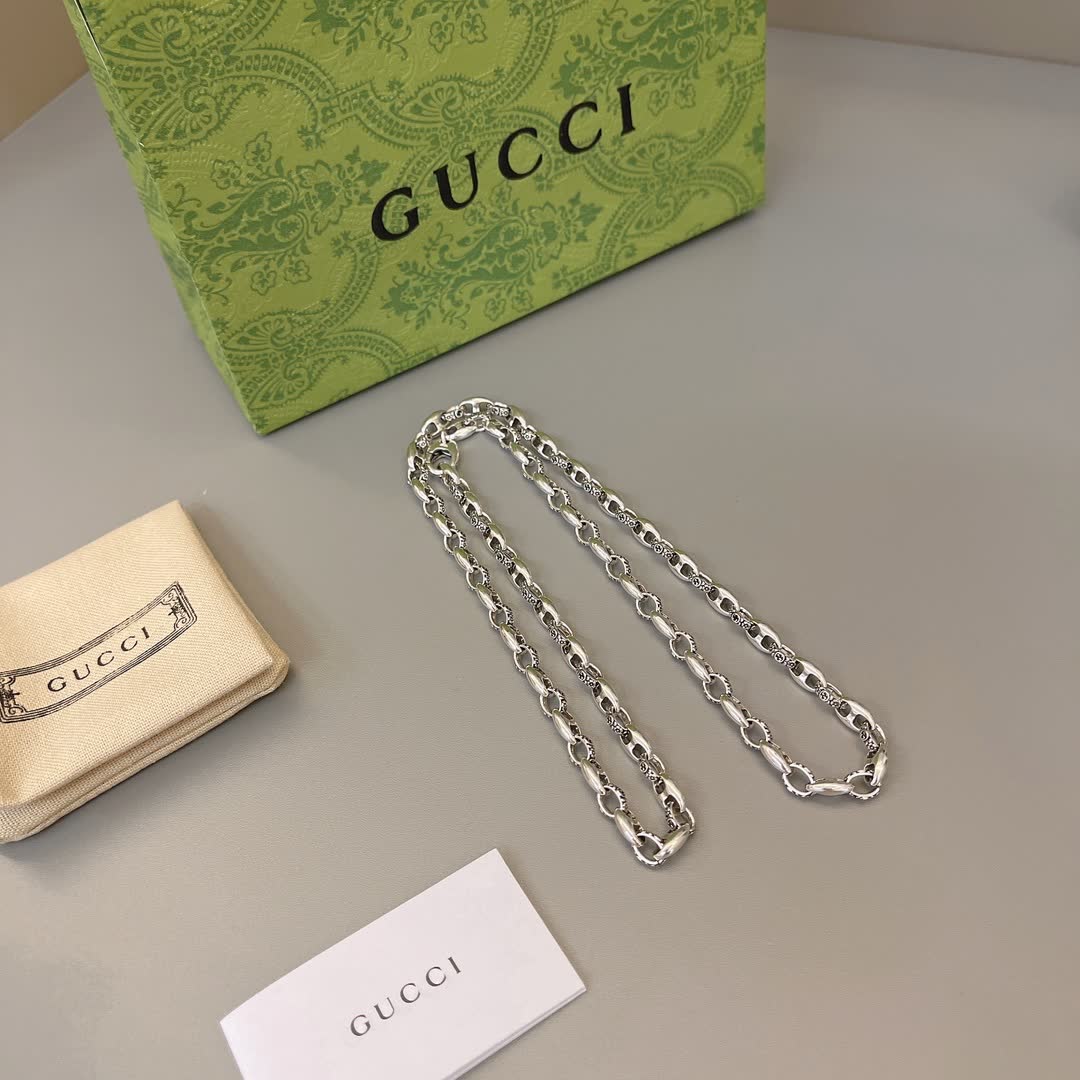 Gucci Silver Chain Necklace