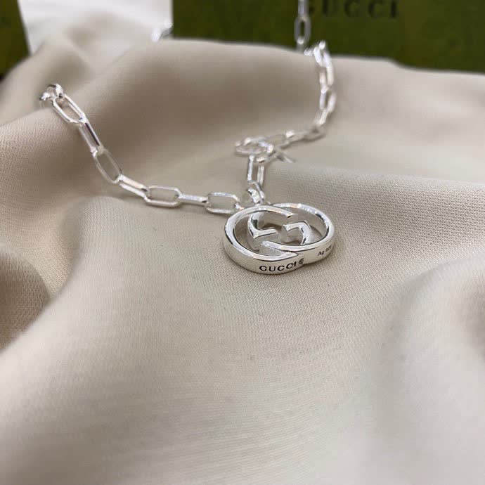 Gucci Silver Chain Necklace