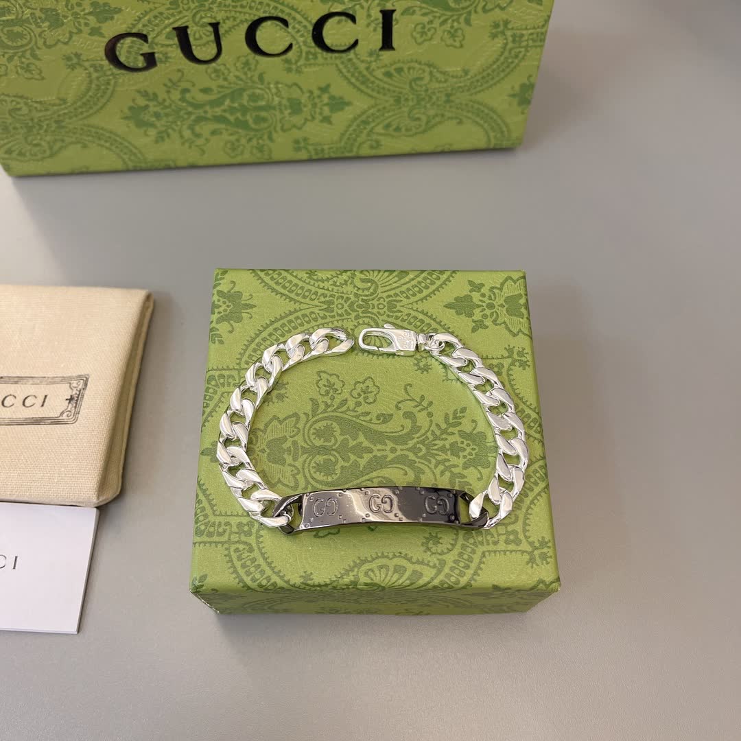 Gucci Silver Chain with Black Bar Bracelet