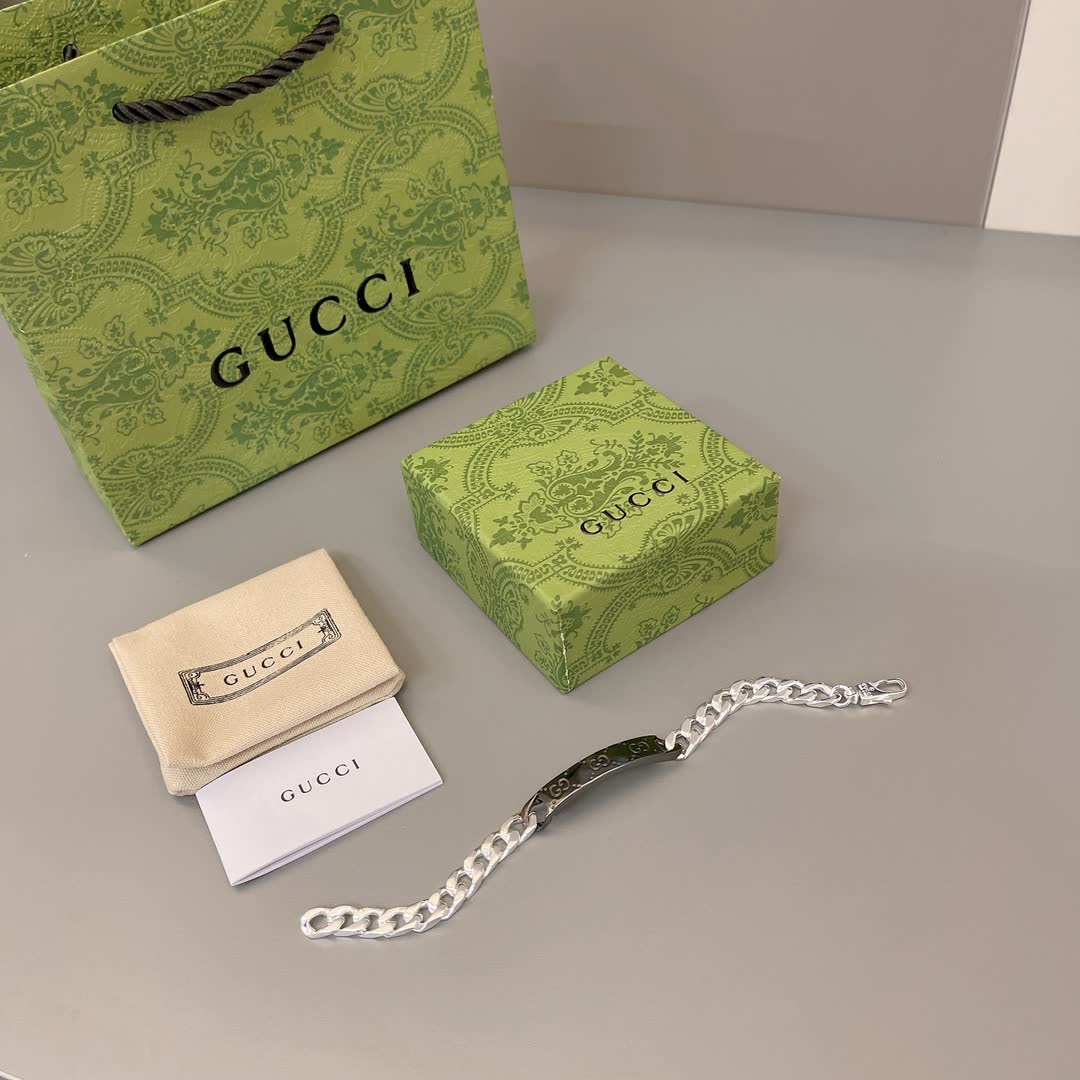 Gucci Silver Chain with Black Bar Bracelet