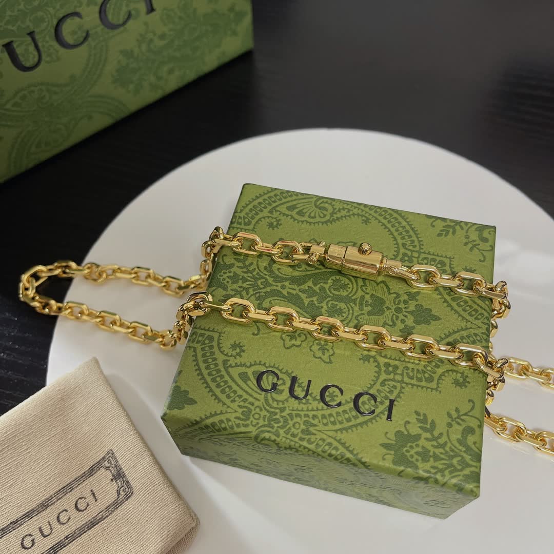 Gucci Gold-Plated Chain Necklace