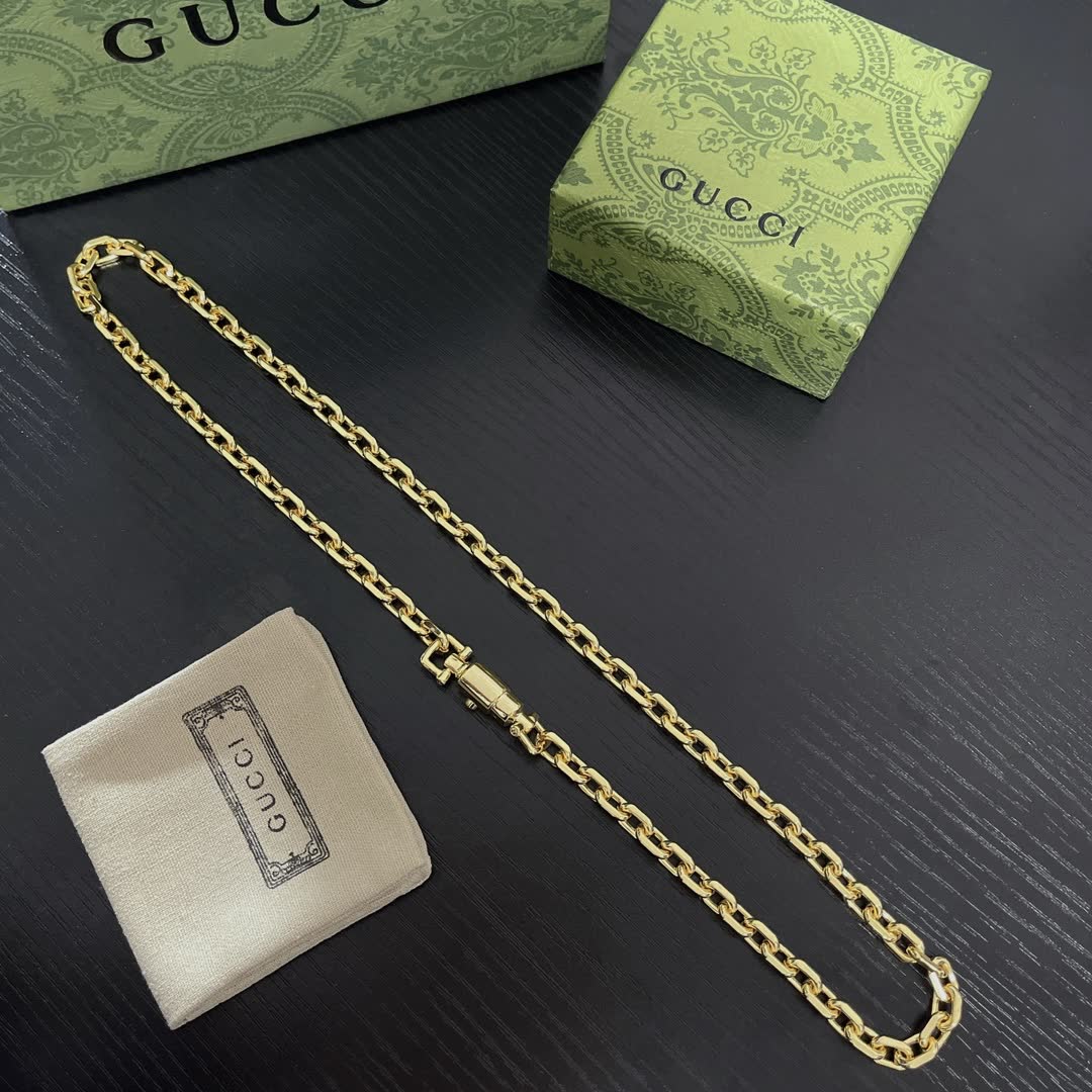 Gucci Gold-Plated Chain Necklace