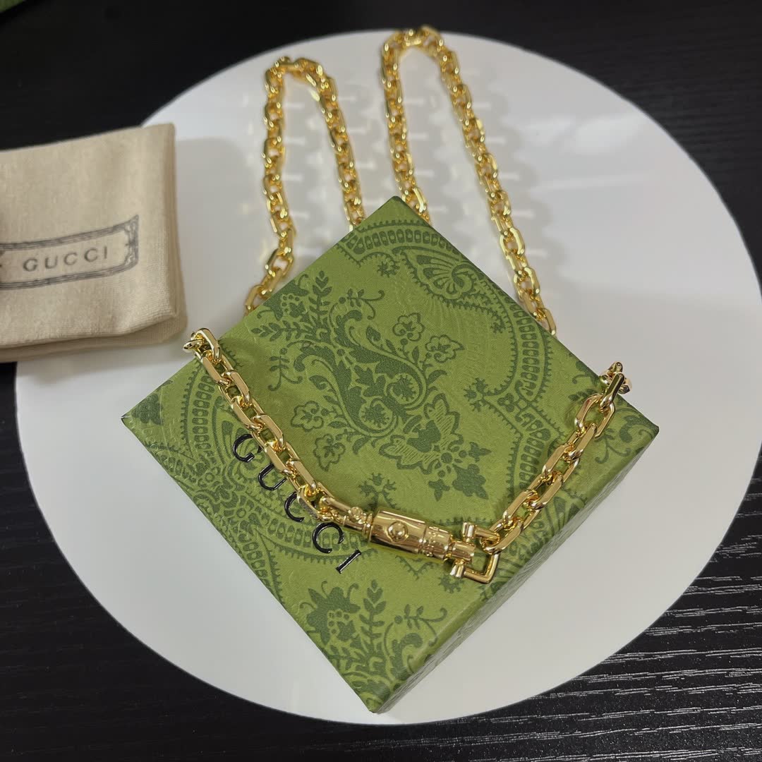 Gucci Gold-Plated Chain Necklace