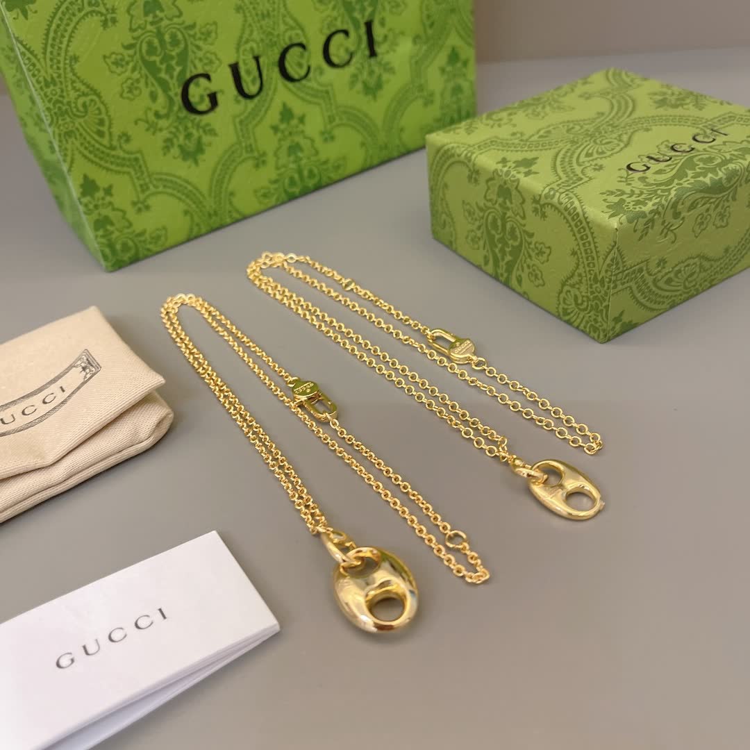 Gucci Gold Chain Necklace
