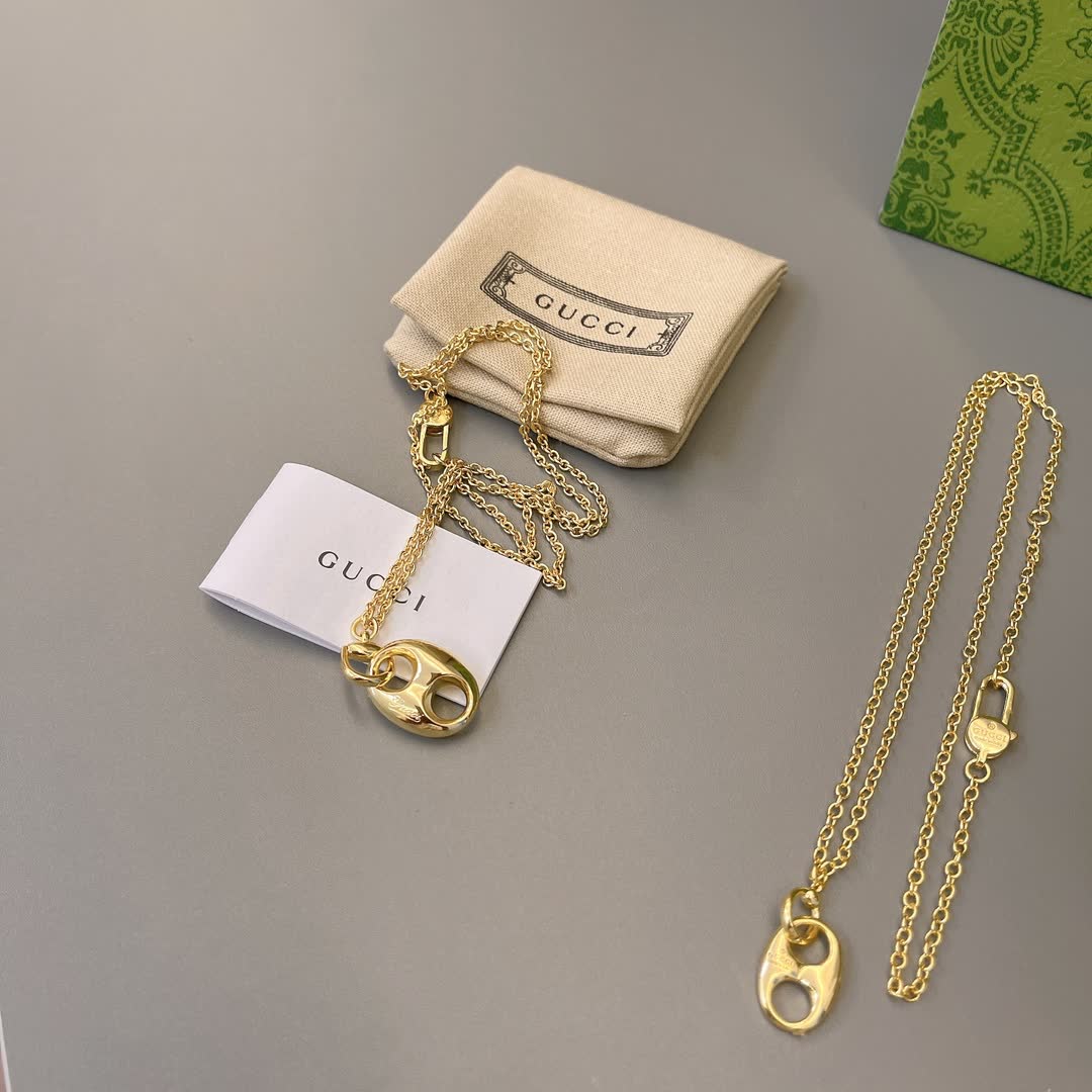 Gucci Gold Chain Necklace
