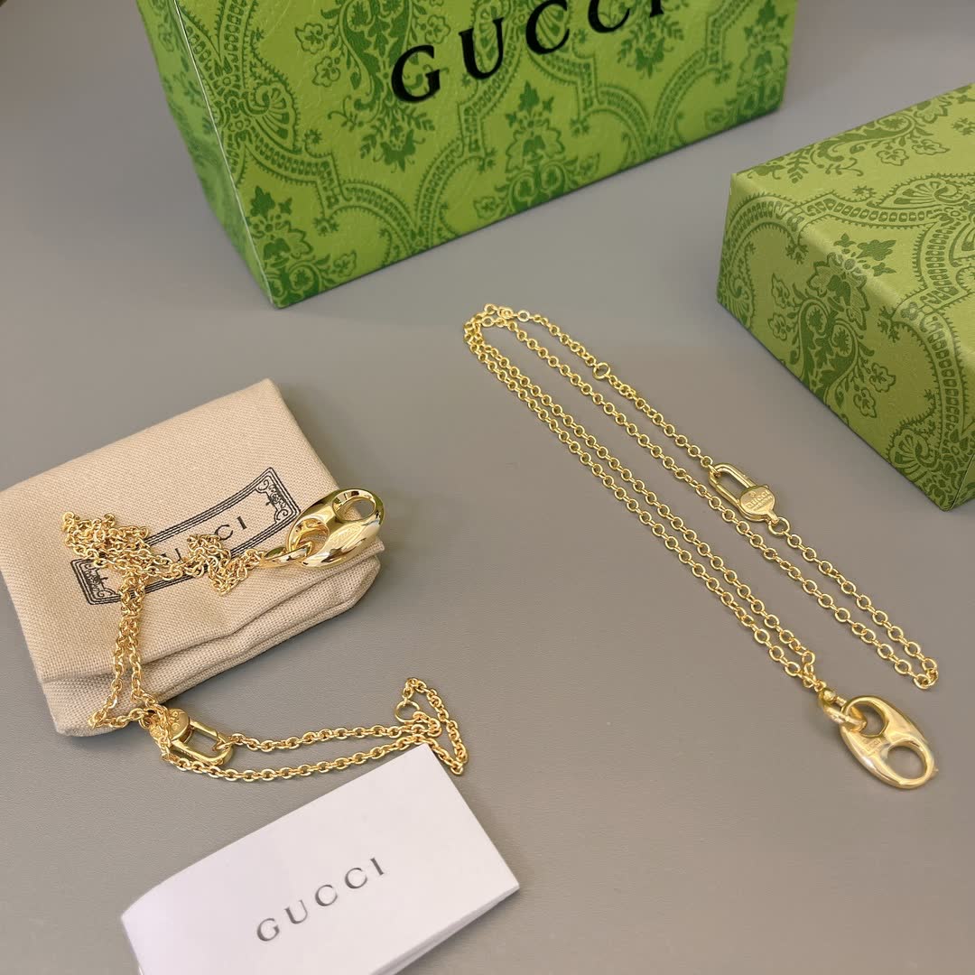 Gucci Gold Chain Necklace