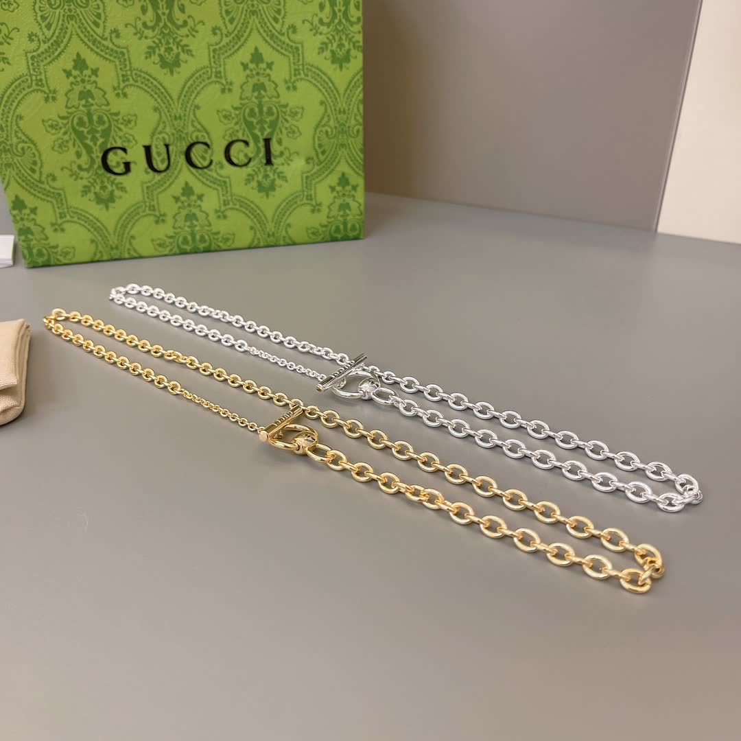 Gucci Silver Chain Necklace with Toggle Clasp