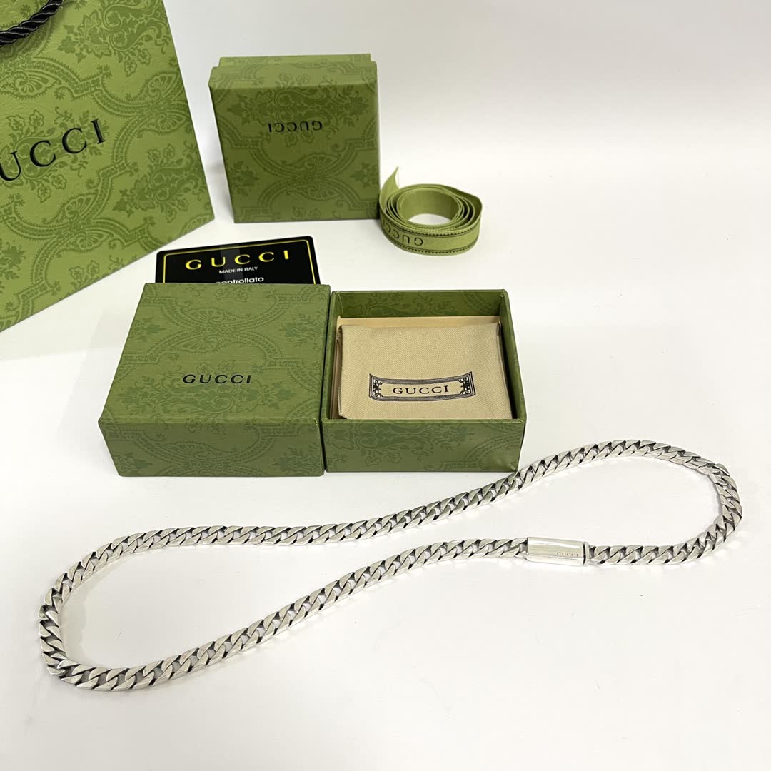 Gucci Silver Chain Necklace