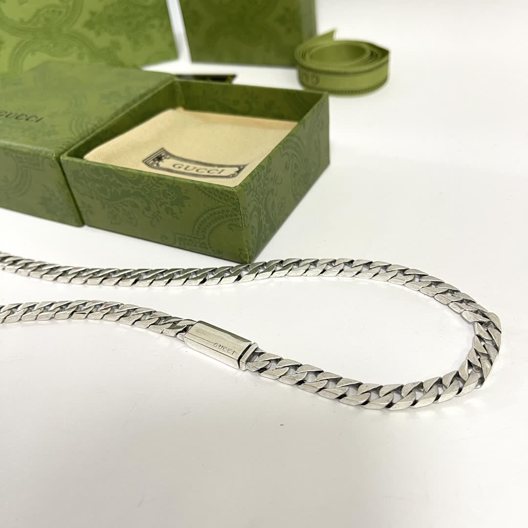 Gucci Silver Chain Necklace