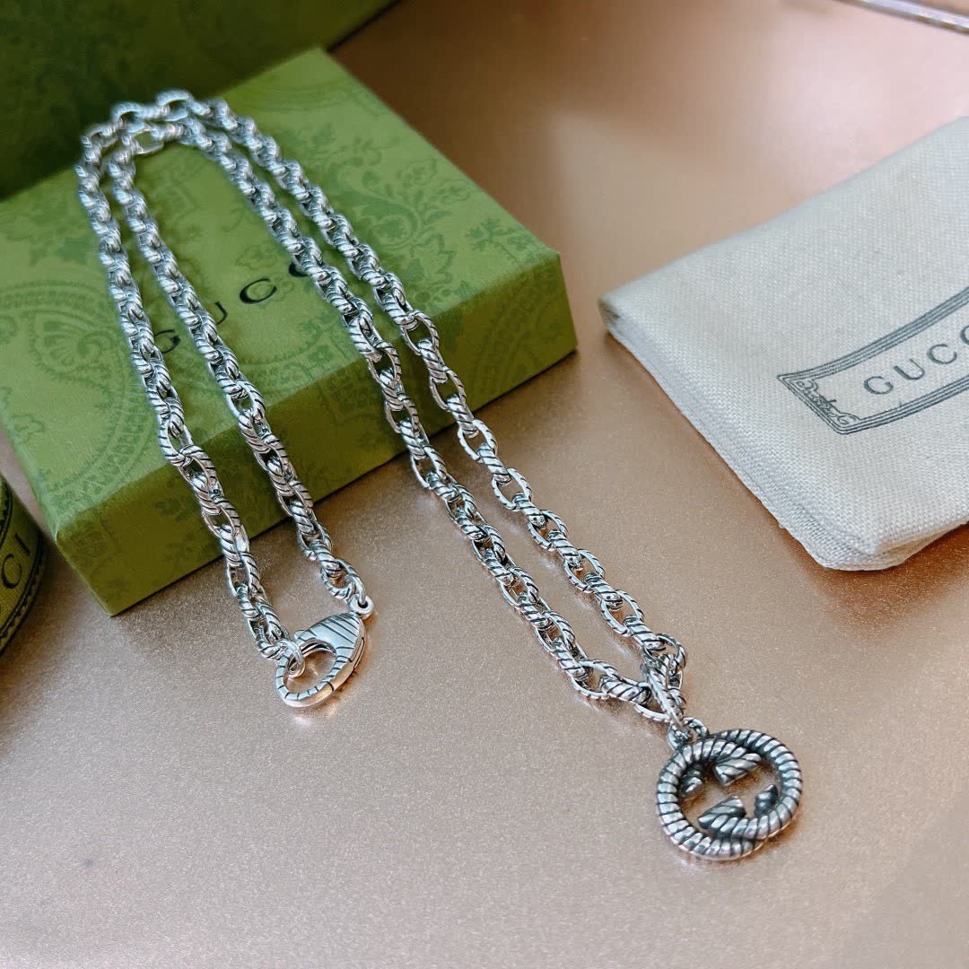 Gucci Silver Chain with Interlocking G Pendant