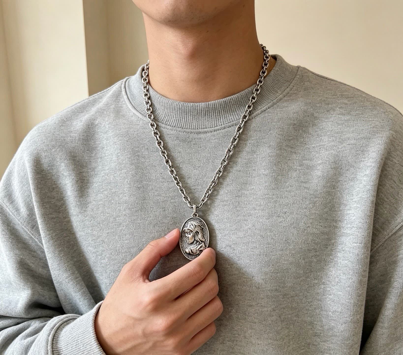 Gucci Silver Medallion Necklace
