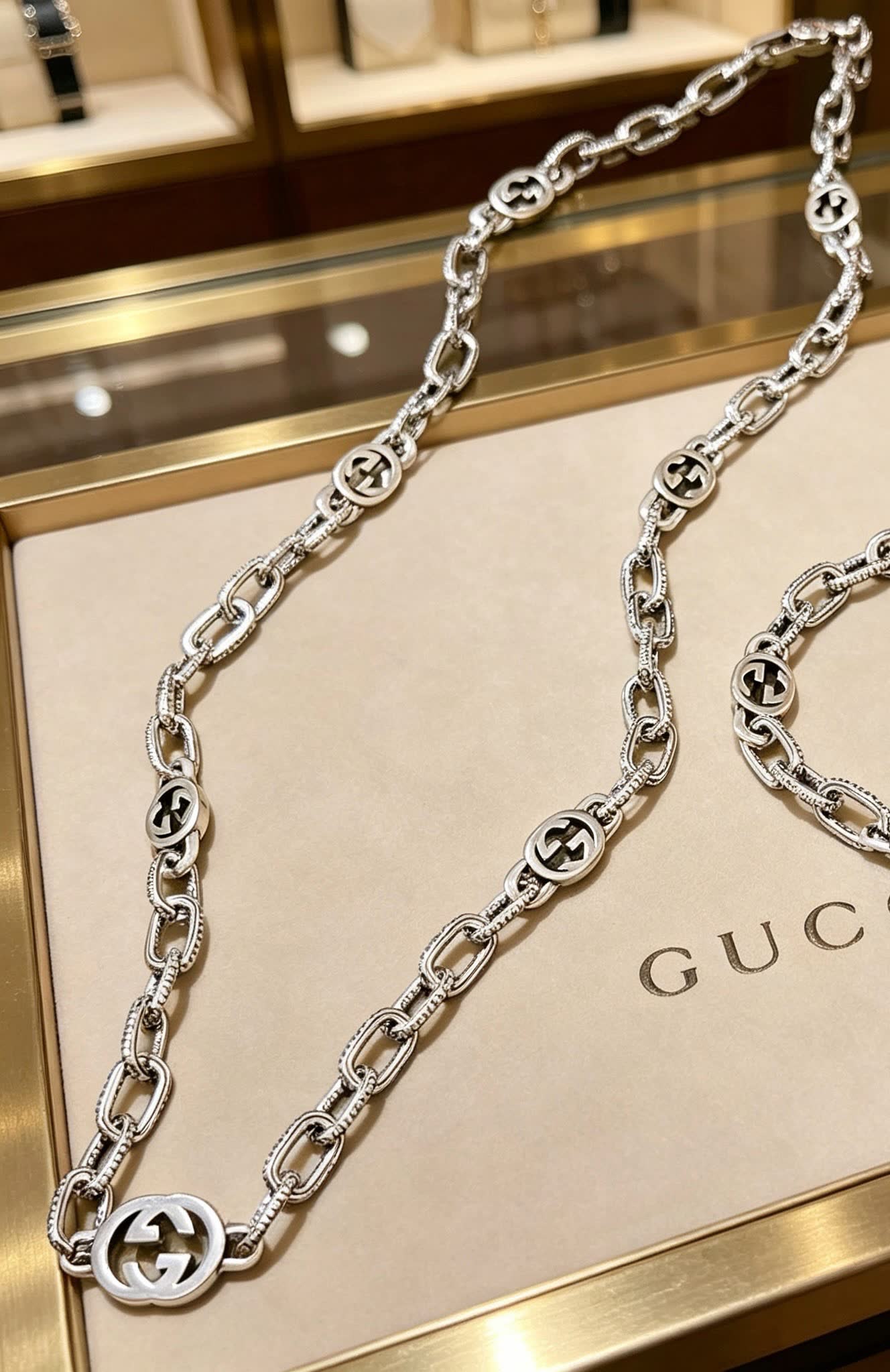 Gucci Silver Chain Necklace