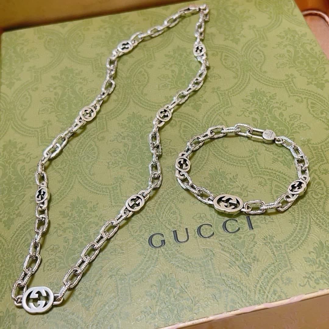 Gucci Silver Chain Necklace