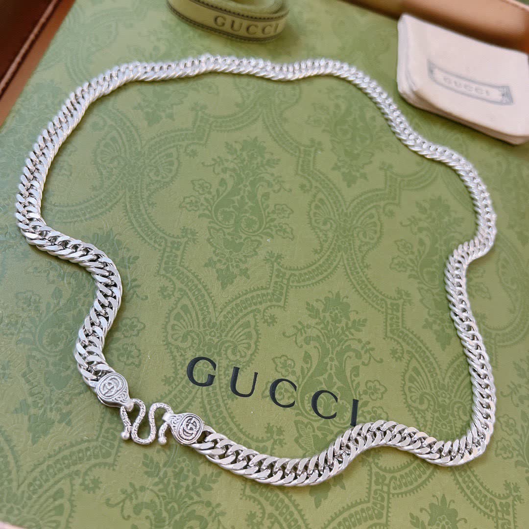 Gucci Silver Chain Necklace