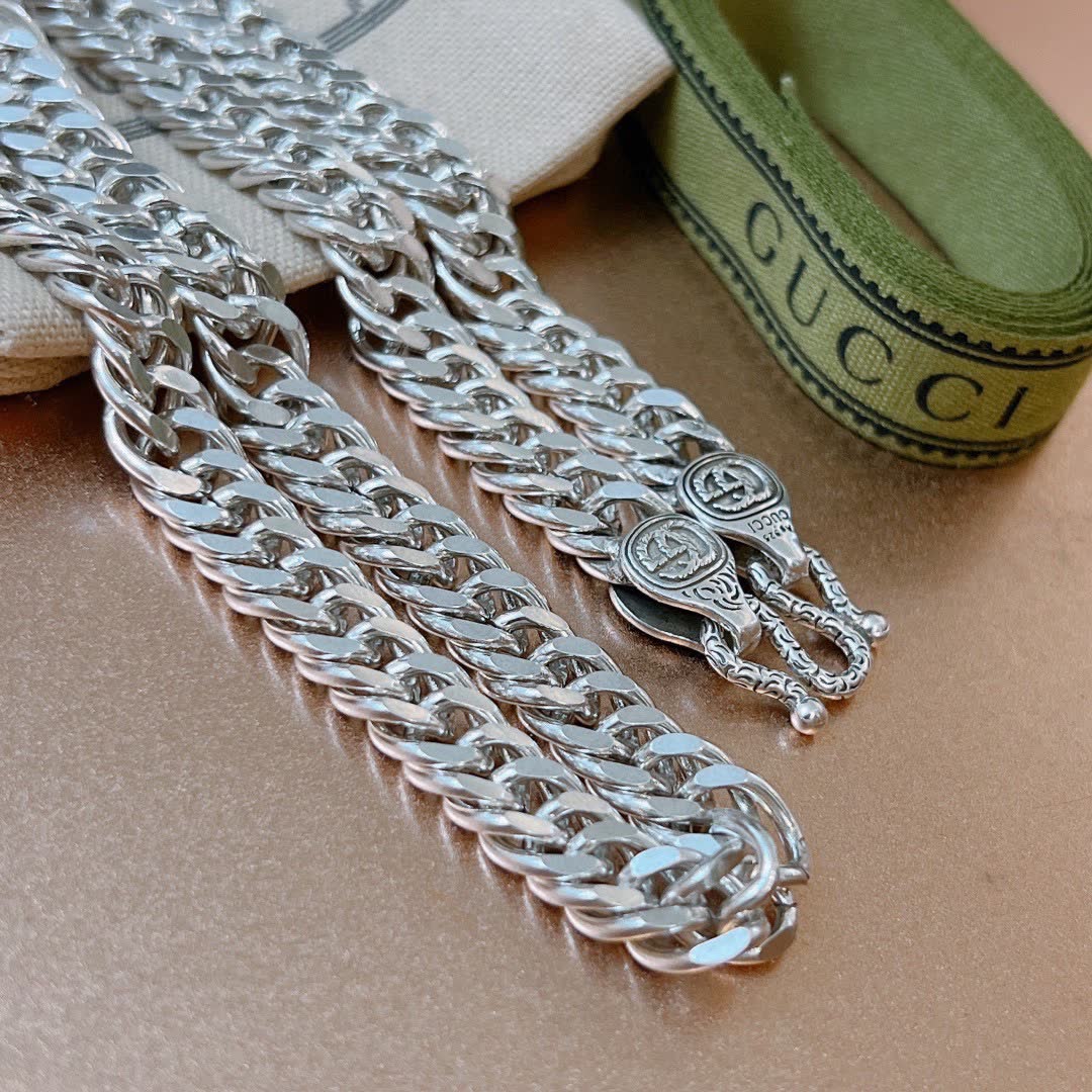 Gucci Silver Chain Necklace