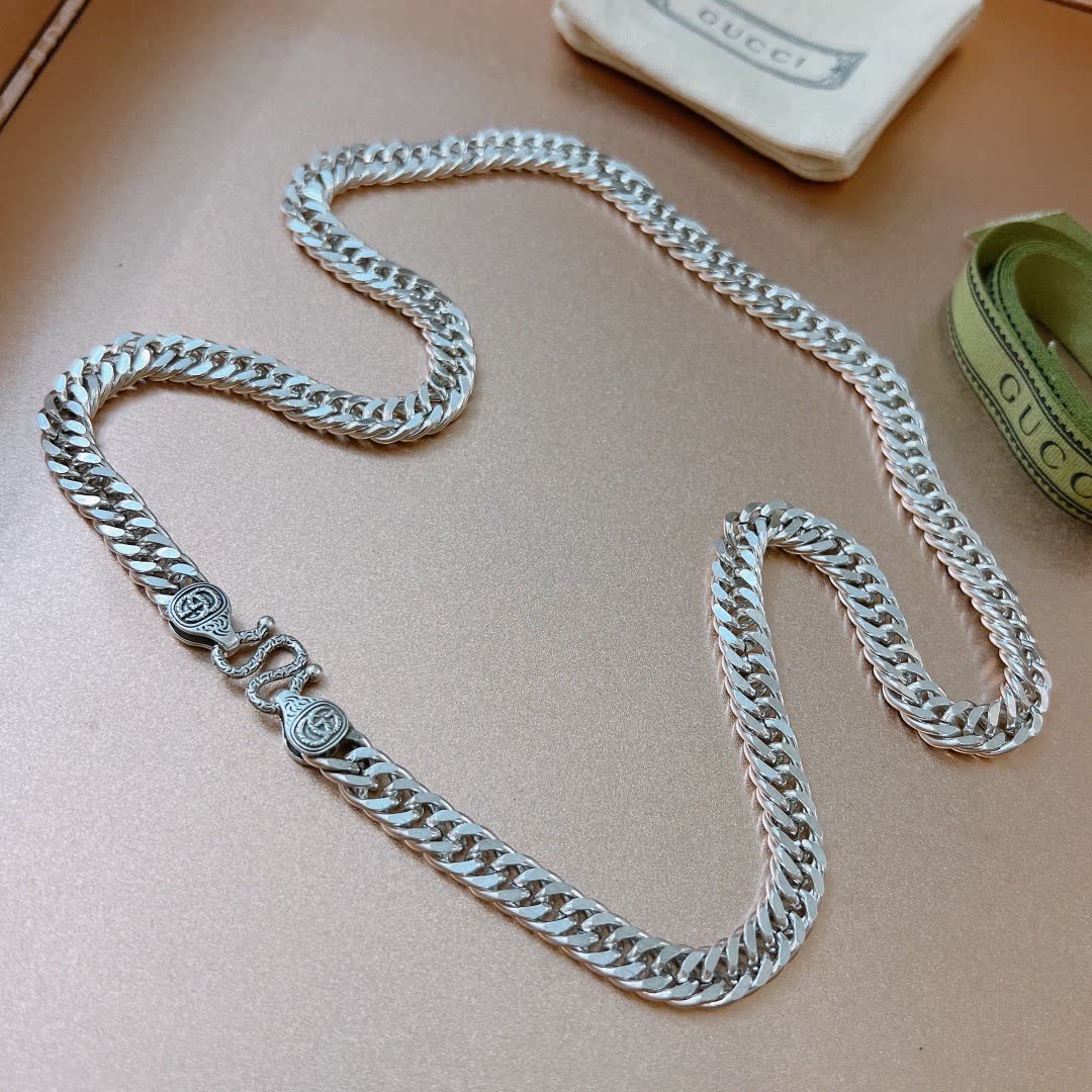 Gucci Silver Chain Necklace