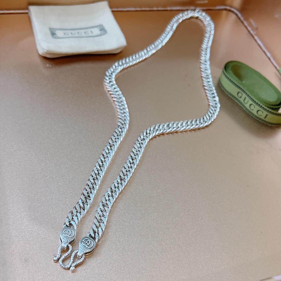 Gucci Silver Chain Necklace
