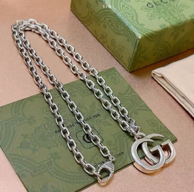 Gucci Silver Double G Logo Chain Necklace