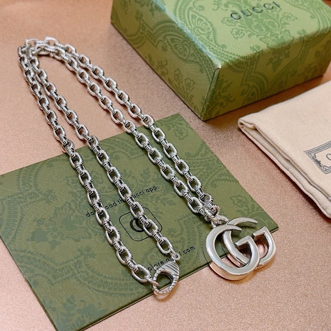 Gucci Silver Double G Logo Chain Necklace
