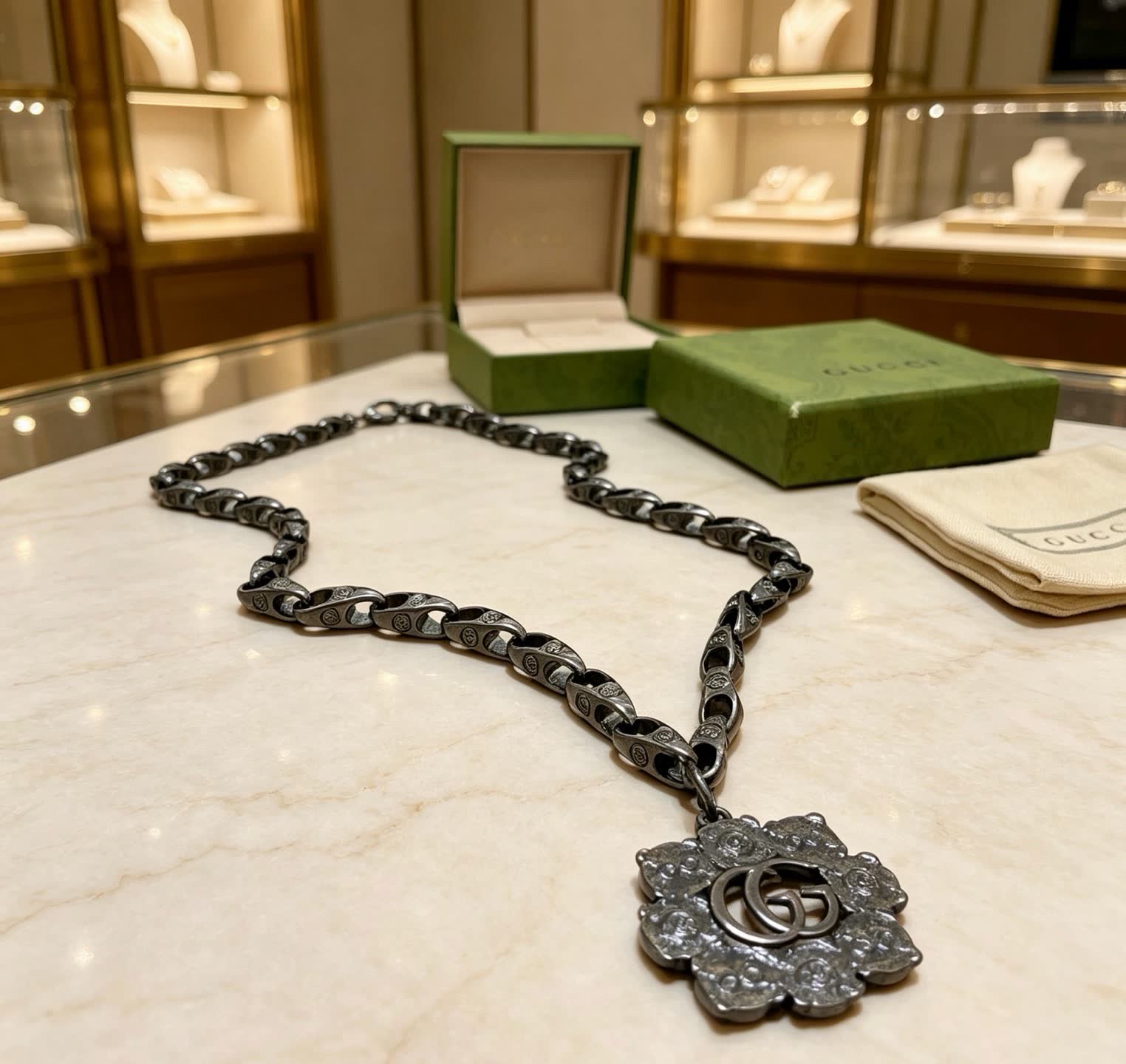 Gucci Silver Tone Chain Necklace with Interlocking G Pendant