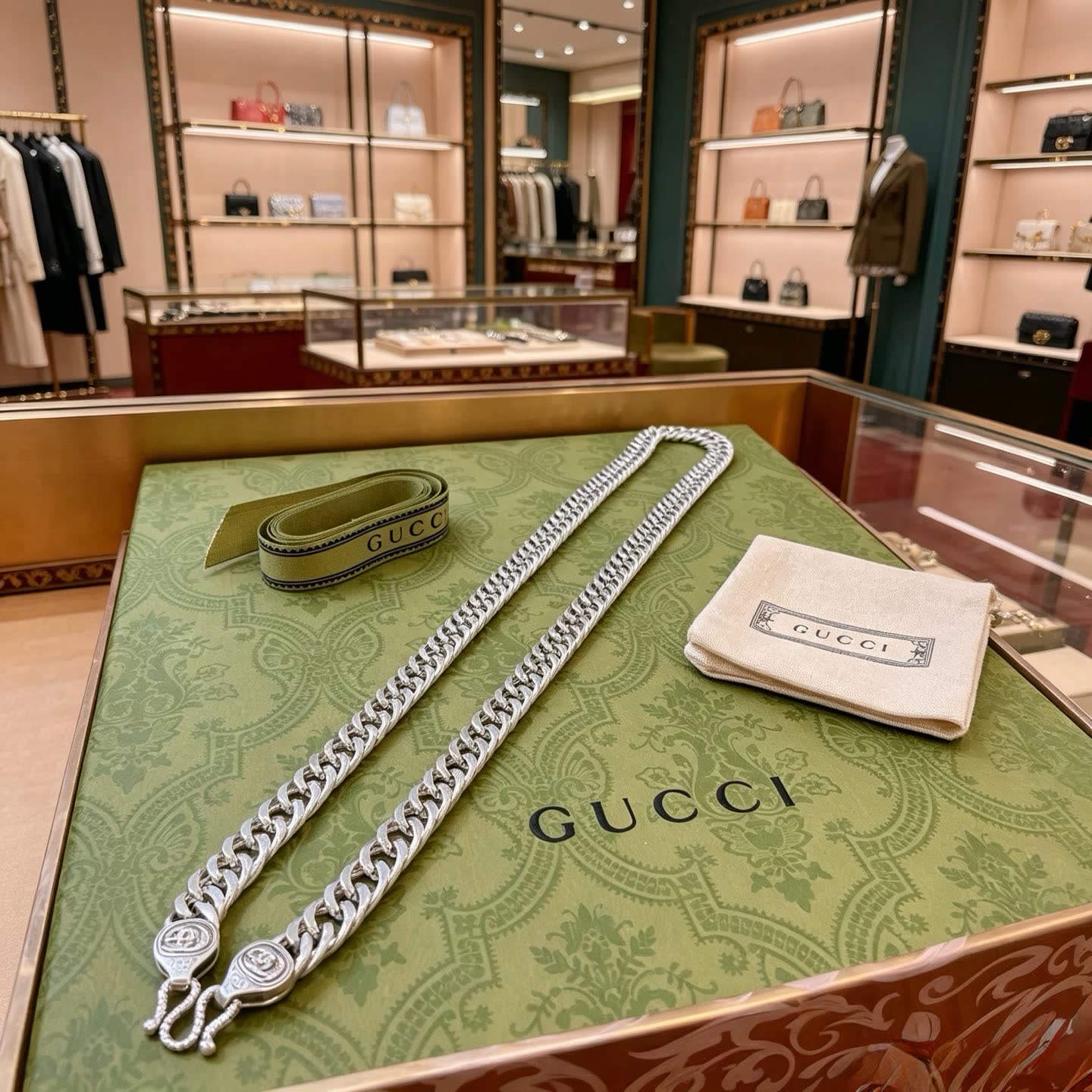 Gucci Silver Chain Necklace