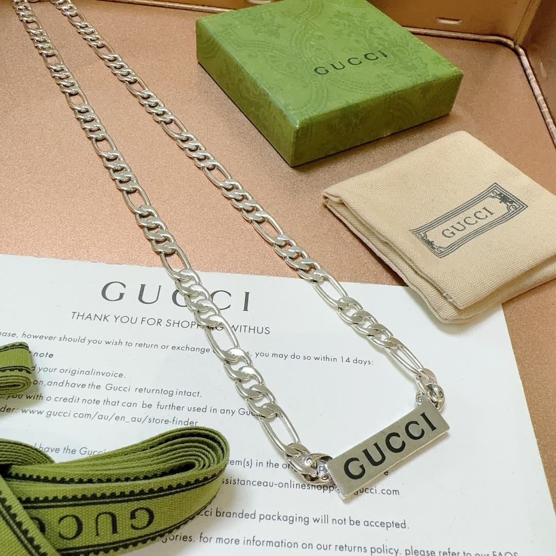 Gucci Silver Chain Necklace