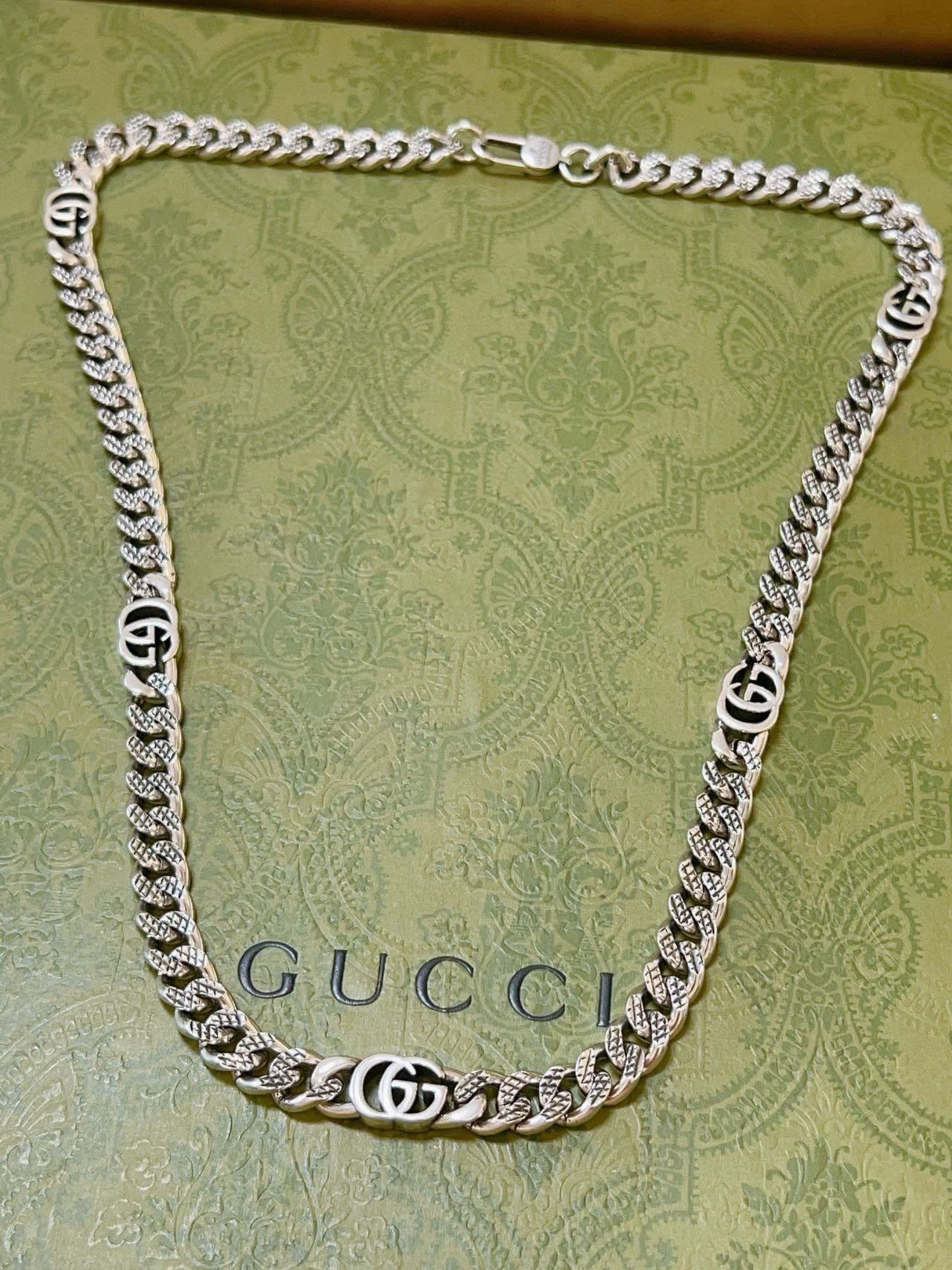 Gucci Silver Chain Necklace