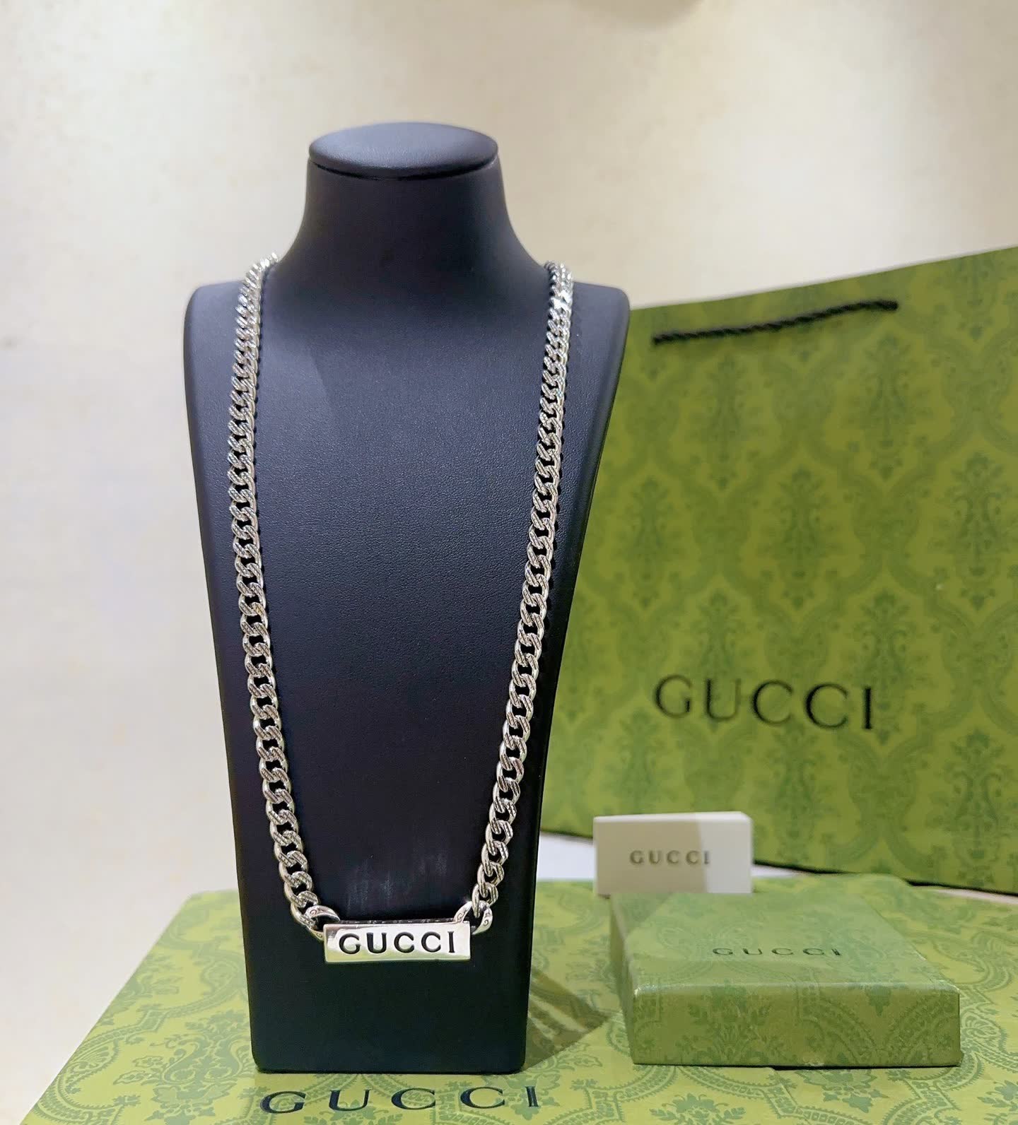 Gucci Silver Chain Necklace