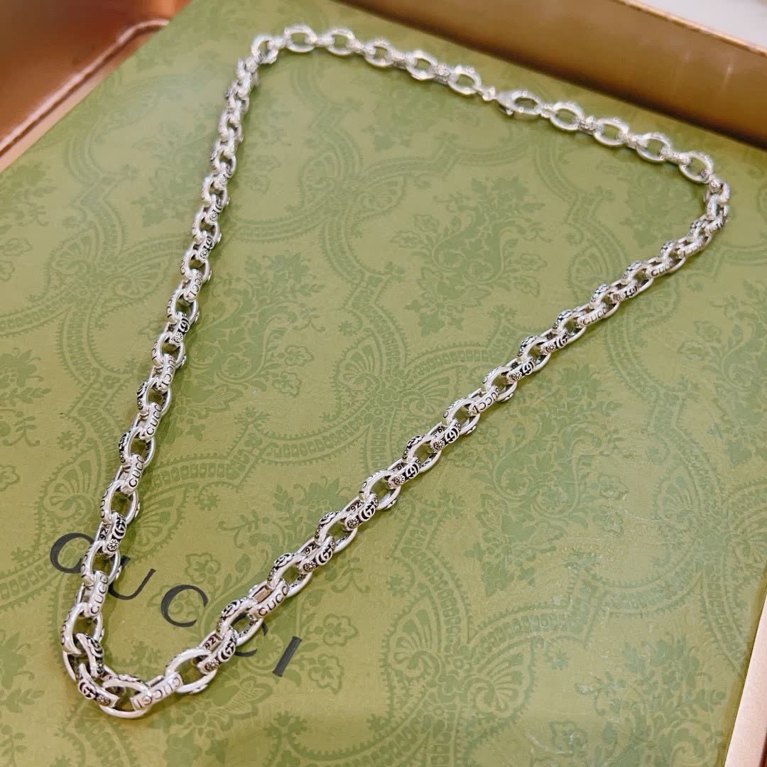 Gucci Silver Chain Necklace