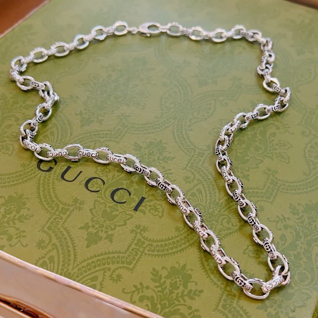 Gucci Silver Chain Necklace