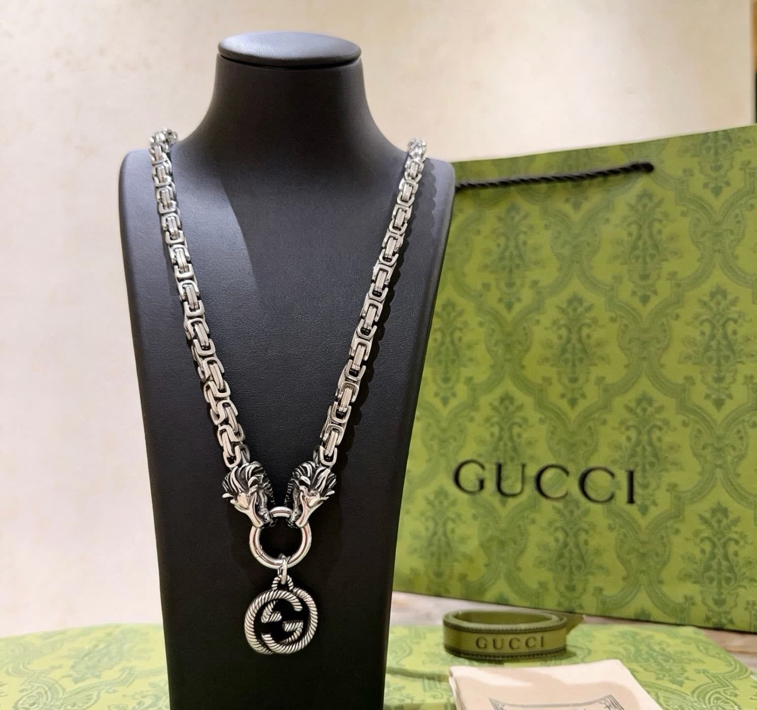 Gucci Silver Chain Necklace with Horse Head Clasp