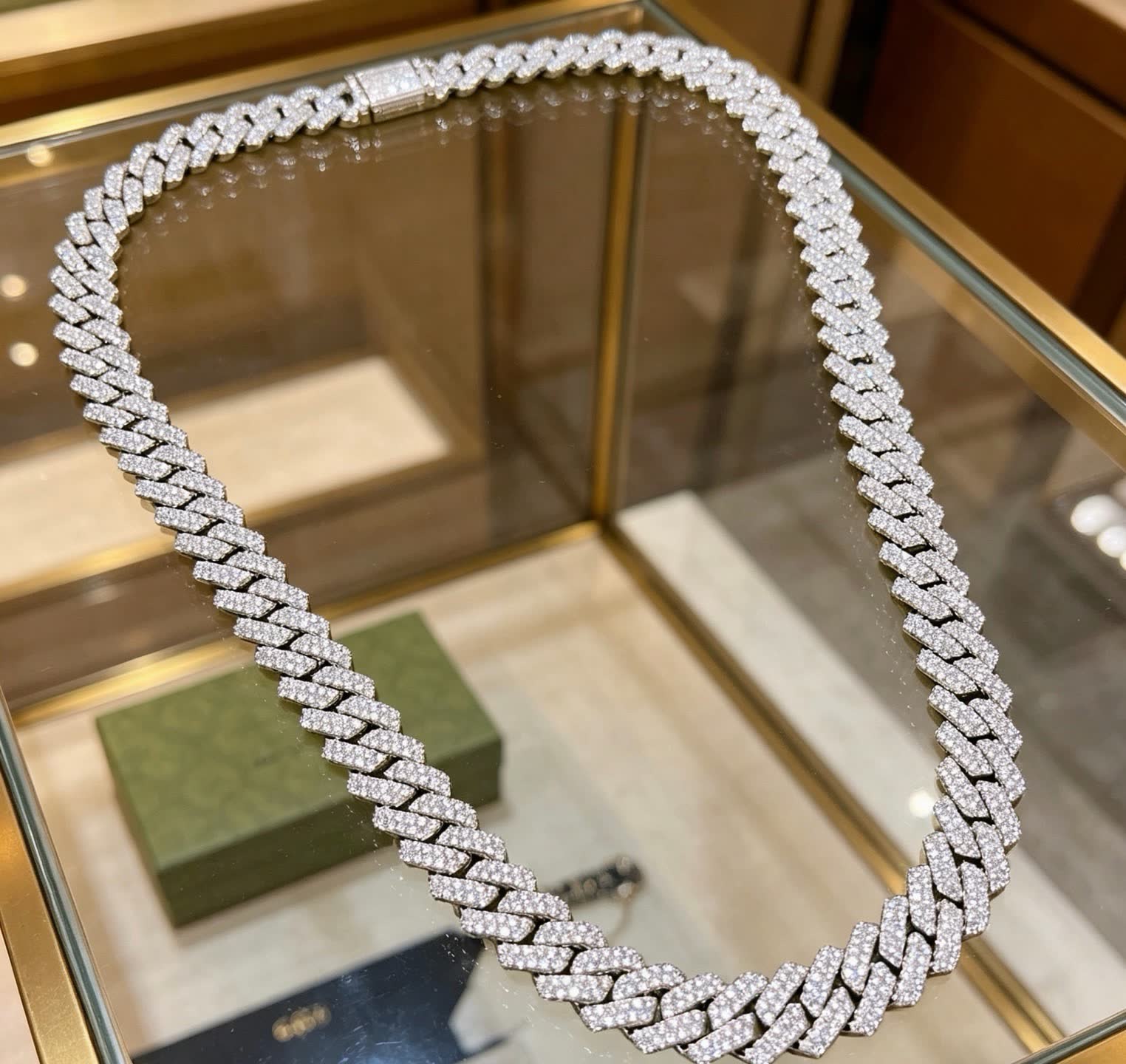 Gucci Diamond Chain Necklace