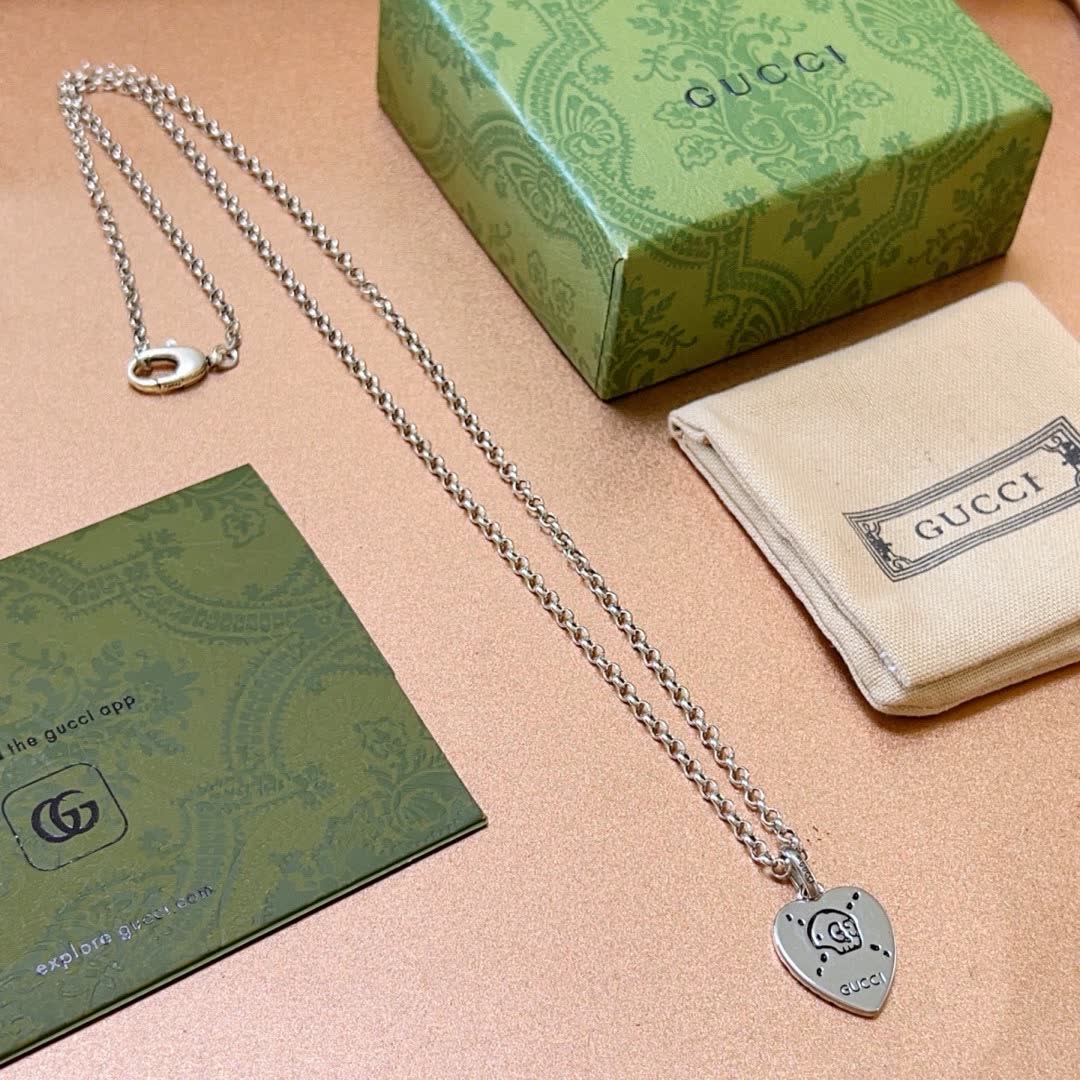 Gucci Silver Heart Pendant Necklace