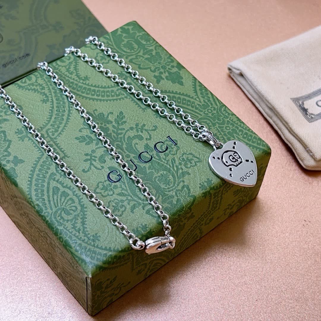 Gucci Silver Heart Pendant Necklace
