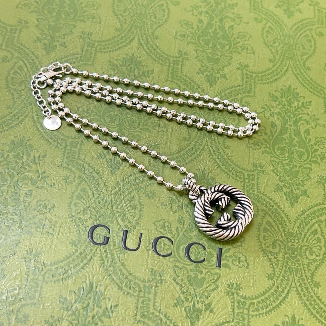 Gucci Silver Beaded Rope Knot Pendant Necklace