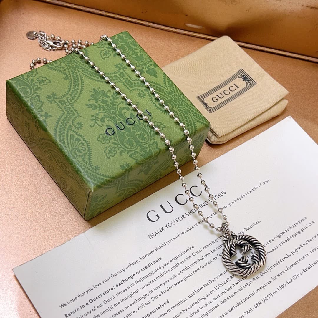 Gucci Silver Beaded Rope Knot Pendant Necklace
