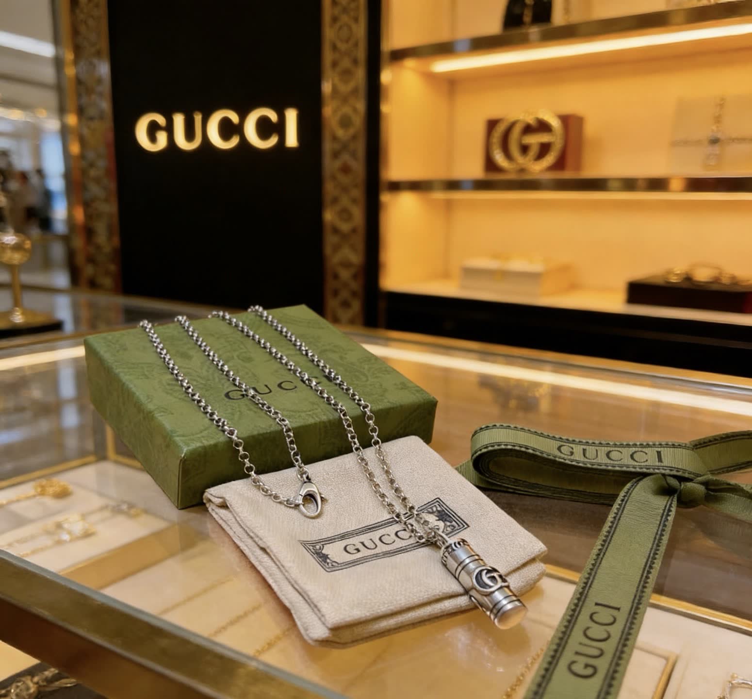 Gucci Silver Chain with Logo Pendant