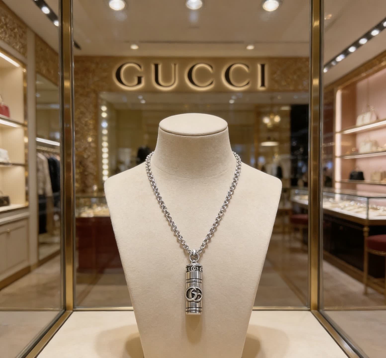 Gucci Silver Chain with Logo Pendant