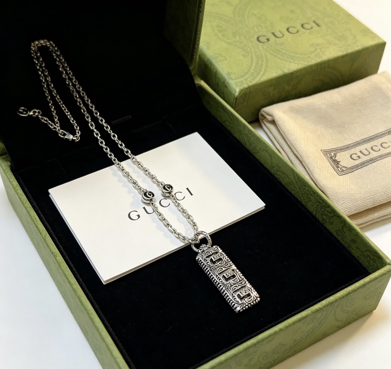 Gucci Silver 'G' Logo Pendant Necklace