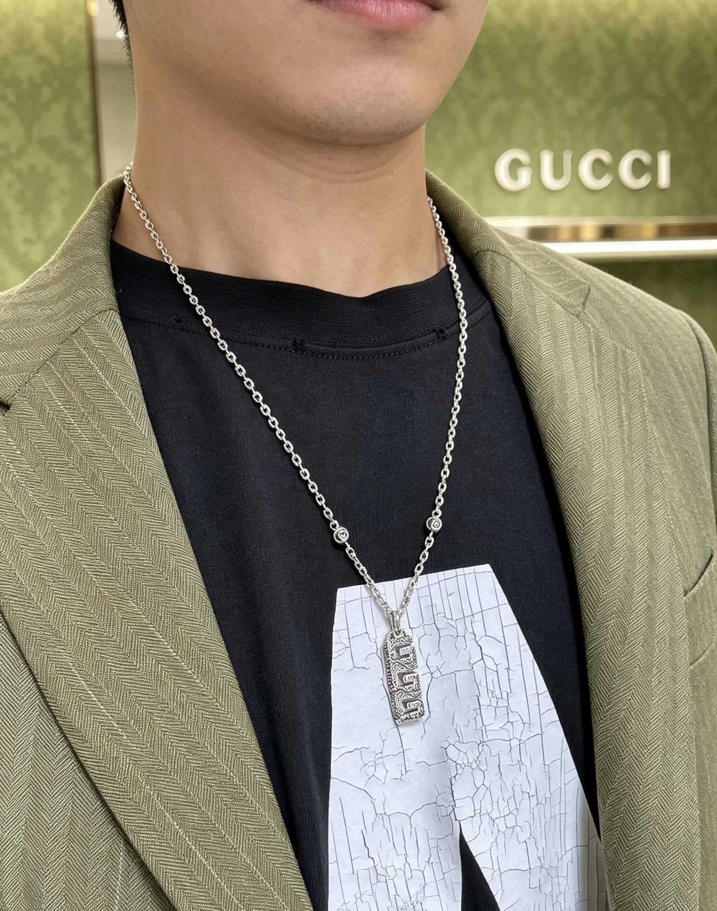 Gucci Silver 'G' Logo Pendant Necklace