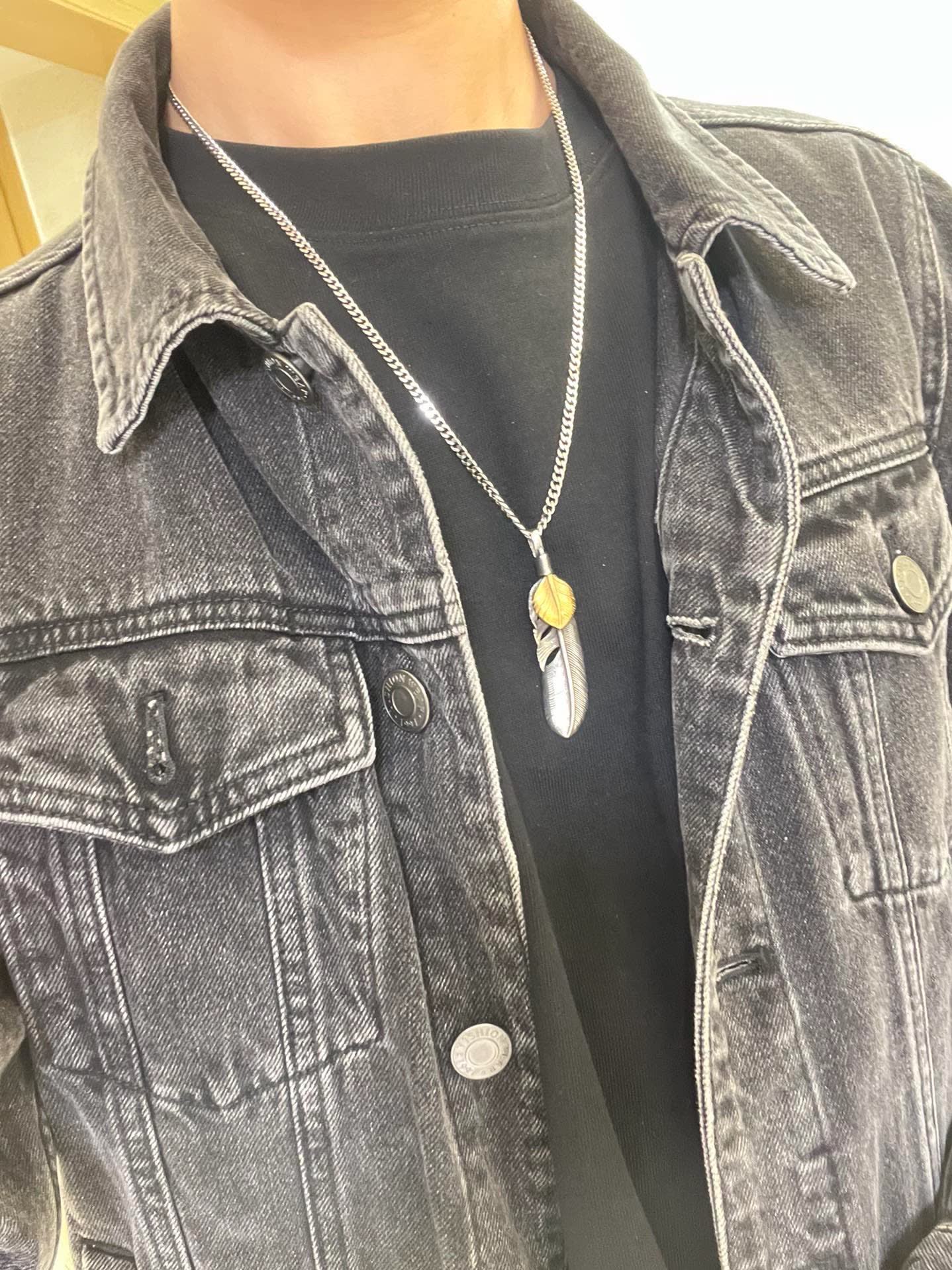 Gucci Feather Pendant Necklace