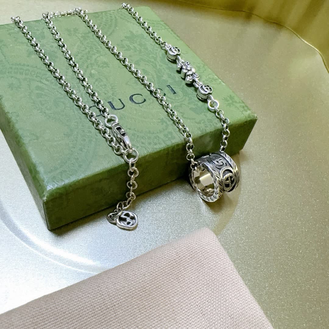 Gucci Silver Geometric Pendant Necklace