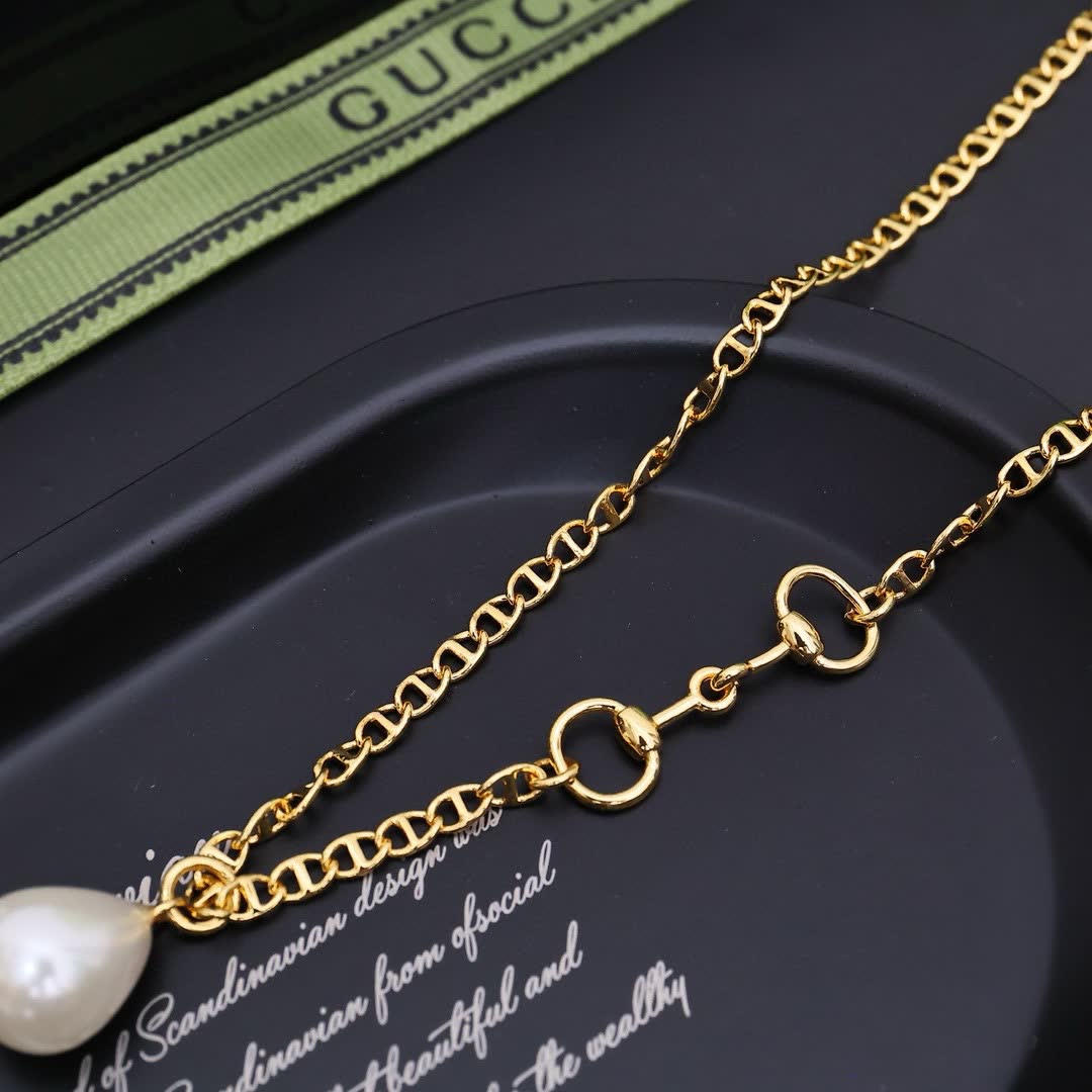 Gucci Silver Pearl Drop Necklace