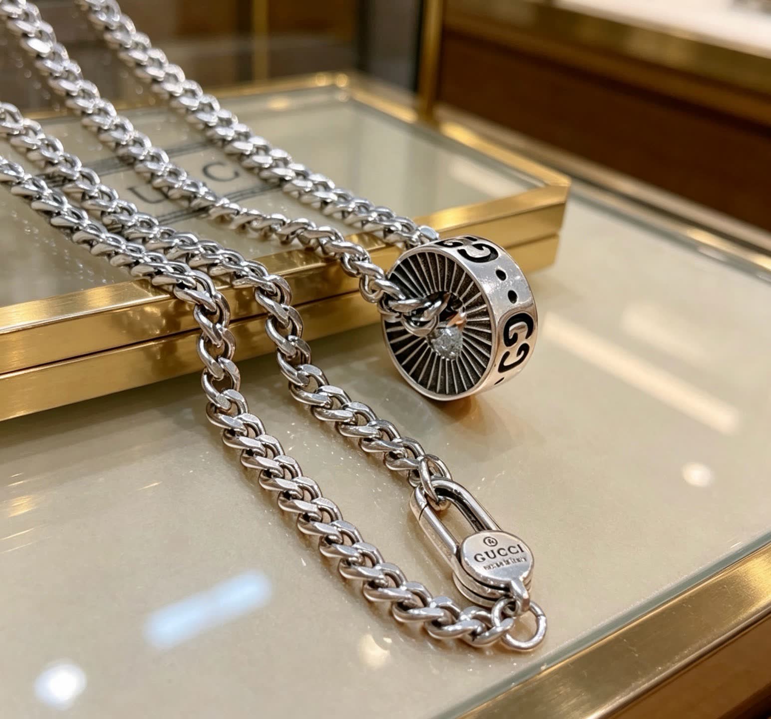 Gucci Silver Chain with Interlocking G Pendant